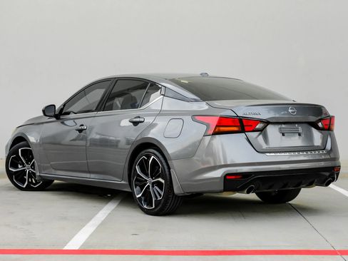 Used 2023 Nissan Altima 2.5 SR image 15