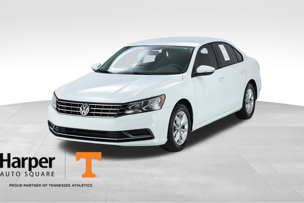 Used 2018 Volkswagen Passat 2.0T S w/ Driver Assistance Package FWD image 1