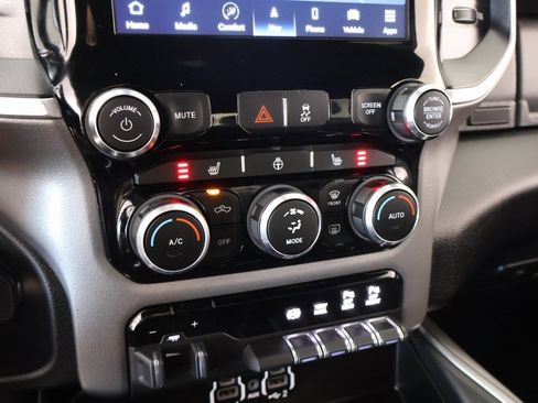 Used 2024 RAM 3500 Big Horn w/ Night Edition image 8