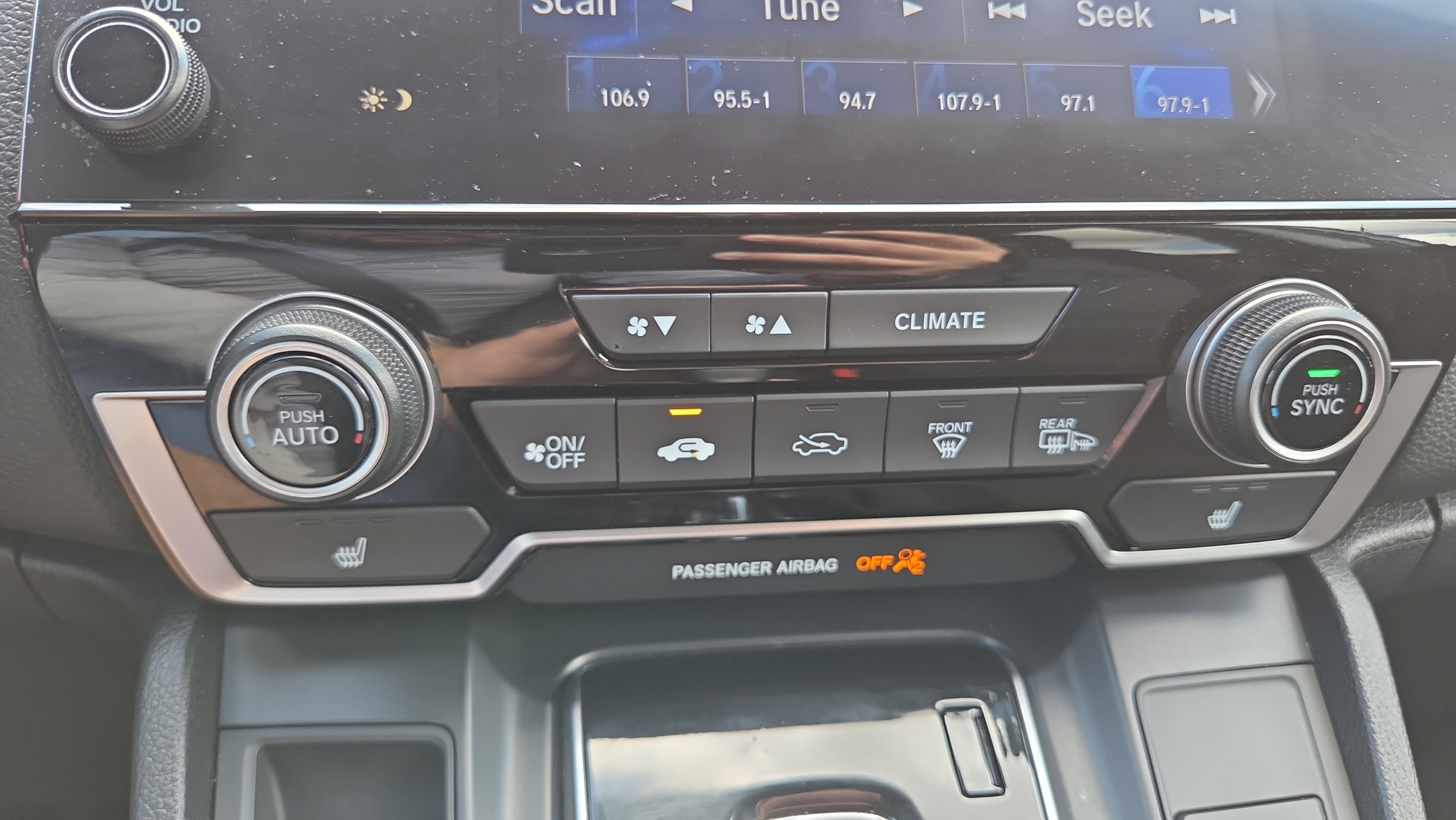 Certified 2022 Honda CR-V EX image 31