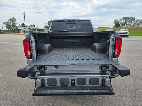 Used 2024 GMC Sierra 1500 AT4X AWD/4WD image 23