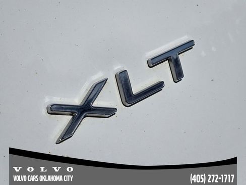 Used 2023 Ford Transit 350 XLT image 9