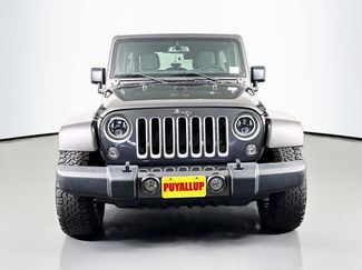 Used 2017 Jeep Wrangler Unlimited Sahara AWD/4WD video 2