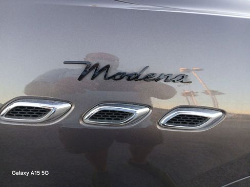 Used 2022 Maserati Levante Modena image 22