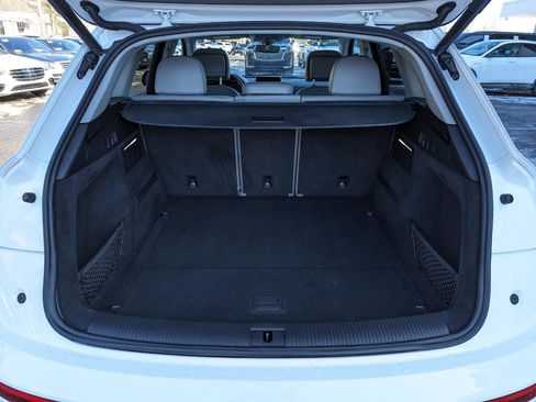 Used 2018 Audi Q5 2.0T Premium Plus w/ Premium Plus Package image 44