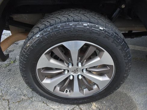 Used 2016 Ford F150 King Ranch w/ Equipment Group 601A Luxury image 33