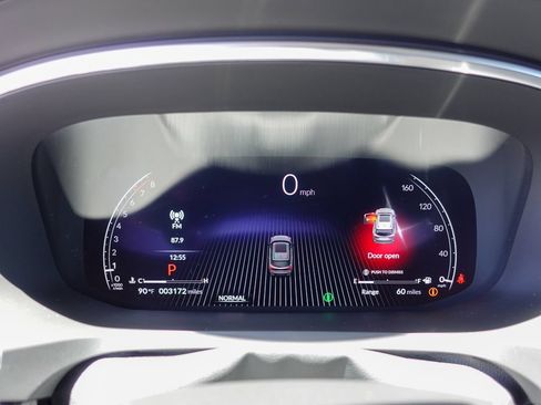 Certified 2026 Acura MDX FWD w/ Technology Package image 15