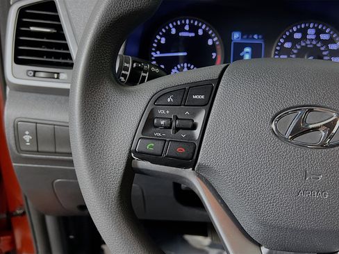 Used 2016 Hyundai Tucson SE w/ Option Group 02 image 19