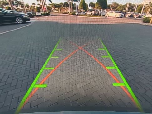 New 2026 BMW 330i Sedan w/ M Sport Package image 21