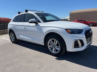 Used 2023 Audi Q5 2.0T Premium w/ Convenience Package video 3