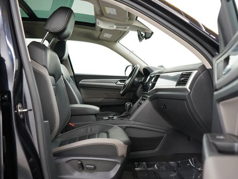 Used 2023 Volkswagen Atlas SEL Premium AWD/4WD image 11