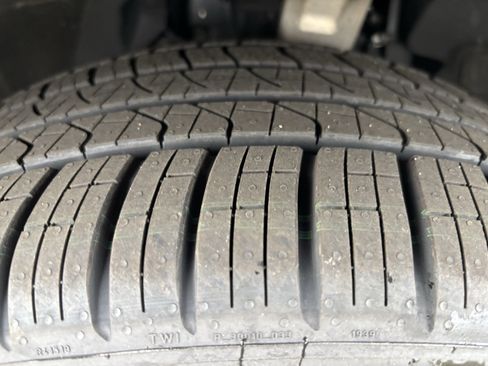 Certified 2023 BMW X5 xDrive40i w/ Executive Package image 12