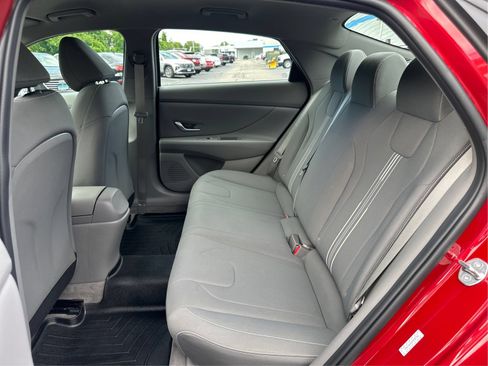 Certified 2023 Hyundai Elantra SEL w/ Convenience Package FWD image 10