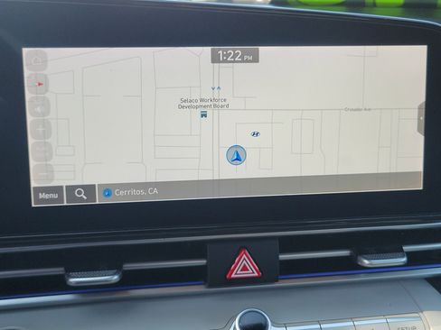 Certified 2023 Hyundai Elantra Limited FWD image 13