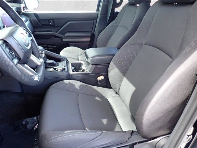 Certified 2025 Toyota Tacoma SR5 AWD/4WD image 11