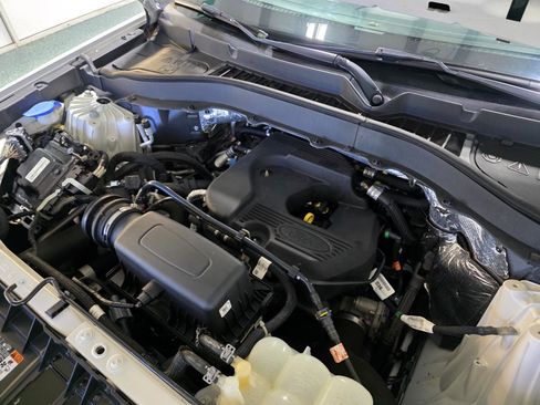 Used 2020 Ford Explorer XLT w/ Equipment Group 202A image 46