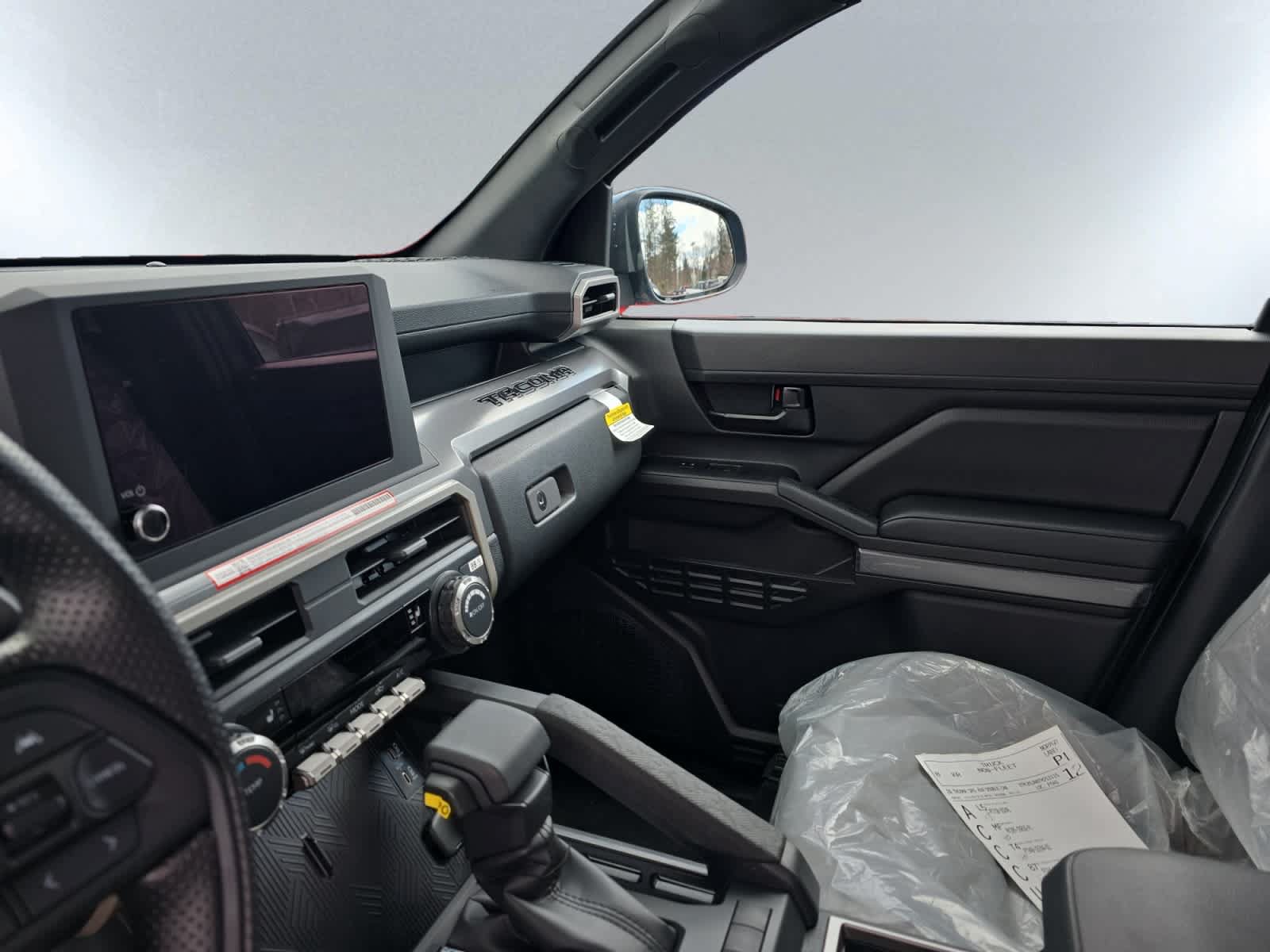 Used 2026 Toyota Tacoma SR5 AWD/4WD image 15