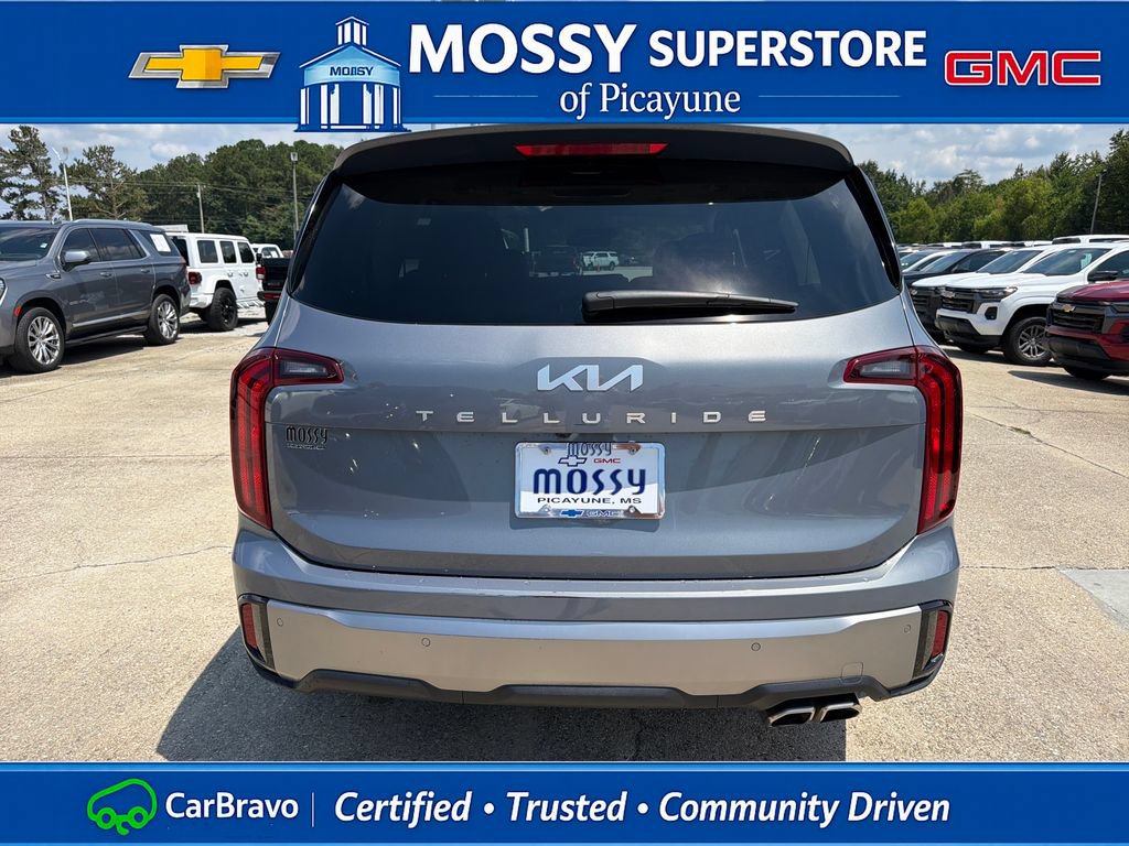 Used 2025 Kia Telluride S FWD image 5
