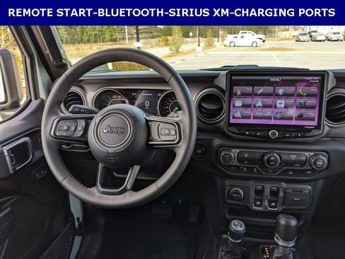 Used 2023 Jeep Wrangler Willys image 8