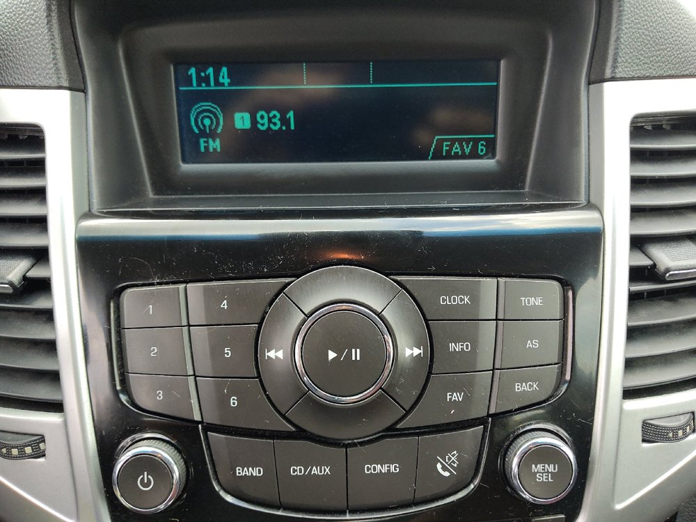 Used 2014 Chevrolet Cruze LT FWD image 25