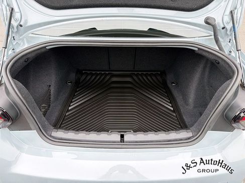 Used 2023 BMW M2 w/ Lighting Package RWD image 32