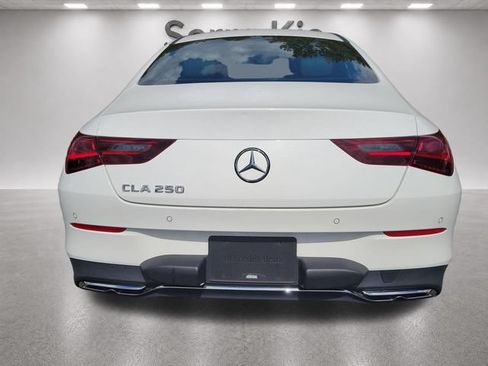 Used 2025 Mercedes-Benz CLA 250 image 4