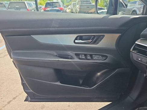 Used 2025 Nissan Murano SL AWD/4WD image 32