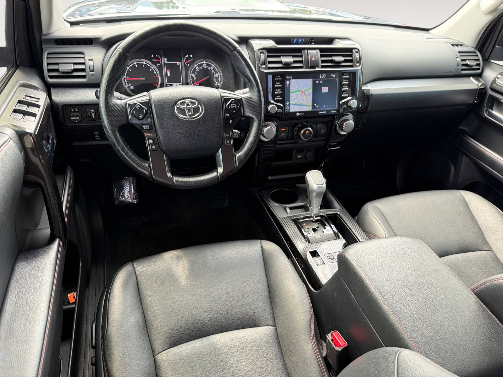 Used 2024 Toyota 4Runner TRD Off-Road Premium AWD/4WD image 15