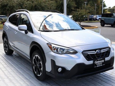 Used 2023 Subaru Crosstrek 2.0i Premium image 7