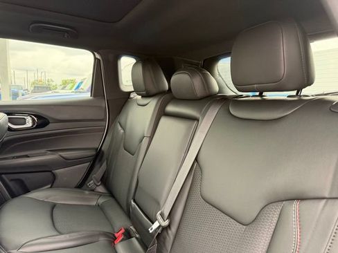 New 2026 Jeep Compass Trailhawk w/ Sun, Sound & Navigation Group AWD/4WD image 9