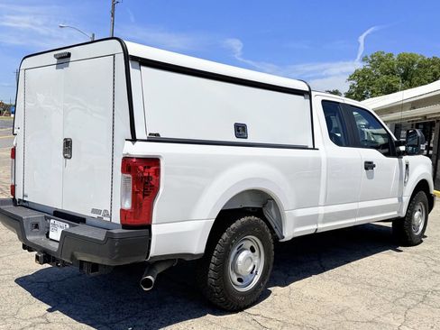 Used 2019 Ford F250 XL w/ Power Equipment Group RWD image 4