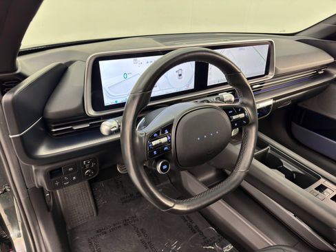 Used 2024 Hyundai Ioniq 6 Limited image 13