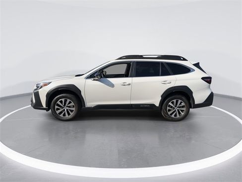 Used 2025 Subaru Outback Premium w/ Popular Package #1 image 5