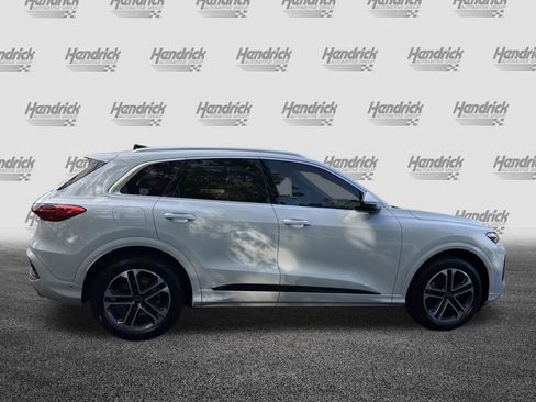 Used 2025 Audi Q5 Prestige AWD/4WD image 11