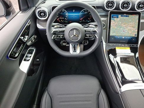 New 2026 Mercedes-Benz GLC 43 AMG 4MATIC image 9