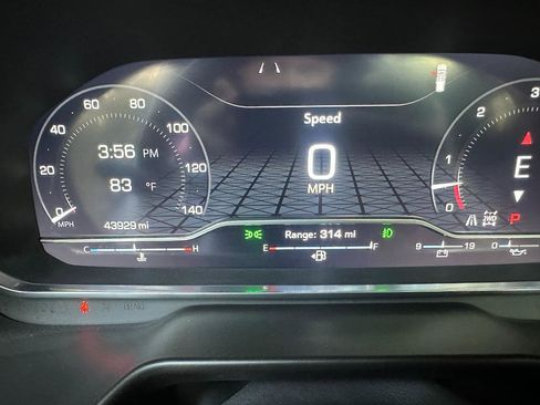 Used 2023 GMC Yukon XL AT4 image 47