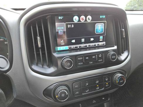 Used 2015 Chevrolet Colorado LT AWD/4WD image 23