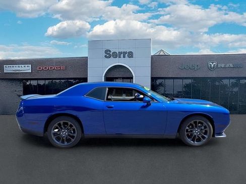 Used 2022 Dodge Challenger GT w/ Blacktop Package AWD/4WD image 8