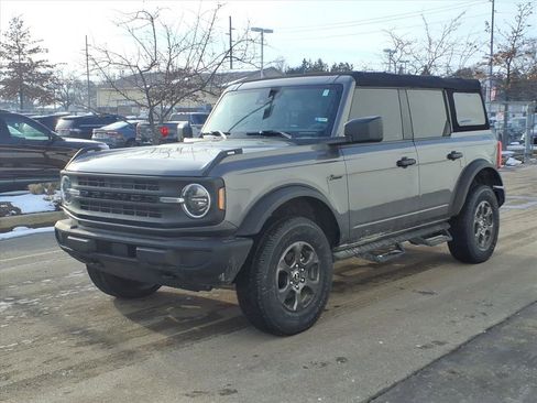 Certified 2022 Ford Bronco 4-Door image 3