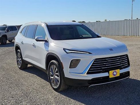 New 2026 Buick Enclave Preferred image 7