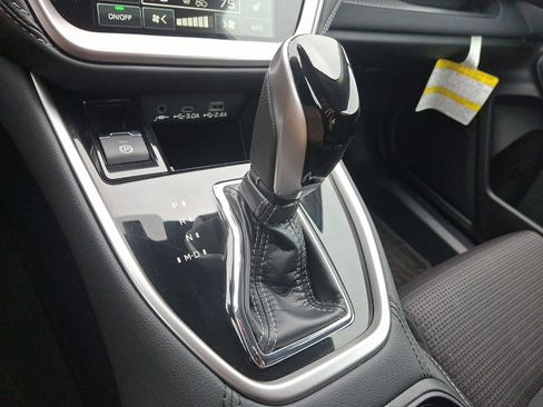 Certified 2025 Subaru Outback Premium image 14