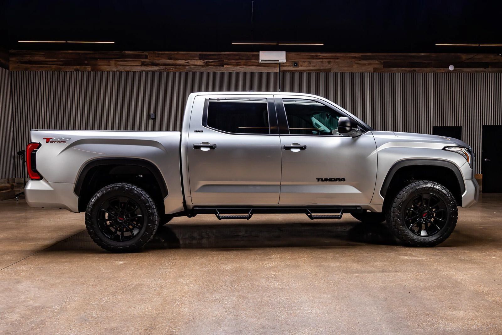 Used 2024 Toyota Tundra SR5 AWD/4WD image 10