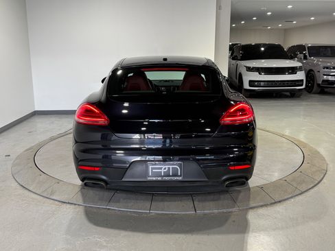 Used 2016 Porsche Panamera 4 image 19