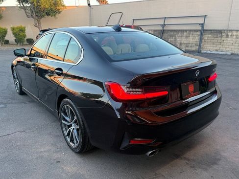 Used 2020 BMW 330i Sedan w/ Driving Assistance Package RWD image 9