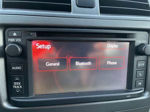 Used 2013 Toyota Corolla LE image 45