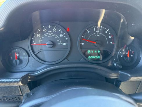 Used 2007 Jeep Wrangler X AWD/4WD image 21
