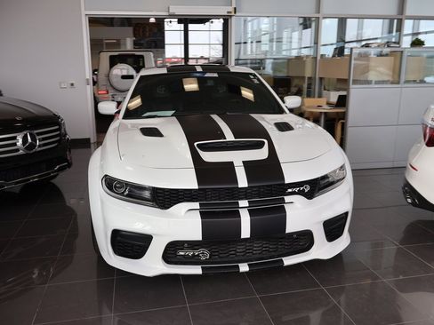 Used 2022 Dodge Charger SRT Hellcat w/ Alcantara Interior Package image 4