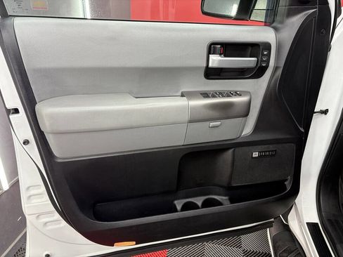 Used 2017 Toyota Sequoia Limited image 7