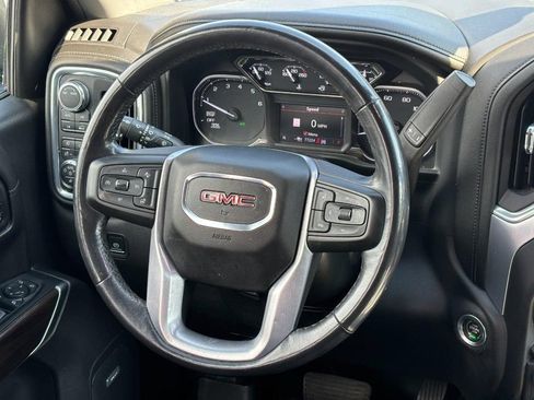 Used 2022 GMC Sierra 1500 SLT w/ SLT Premium Plus Package AWD/4WD image 12