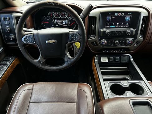 Used 2015 Chevrolet Silverado 2500 High Country w/ Duramax Plus Package AWD/4WD image 14